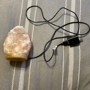 salt rock lamp